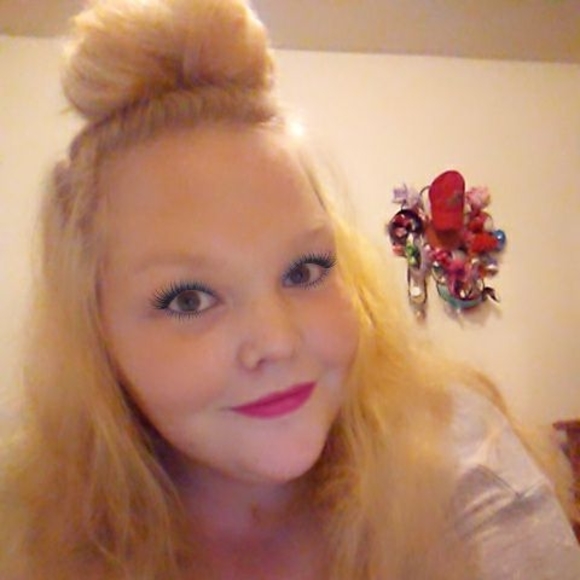 Meet your Posher, Jody - Picture 2 of 2